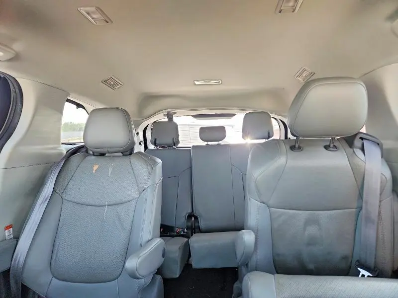 2021 TOYOTA SIENNA LIMITED 7-PASSENGER  