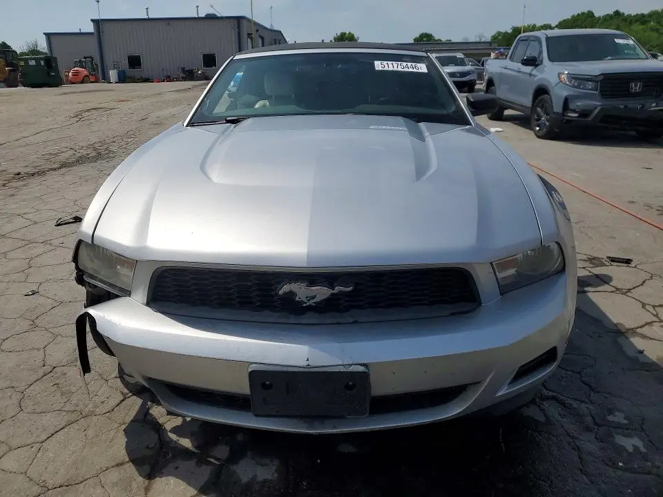 2011 FORD MUSTANG   