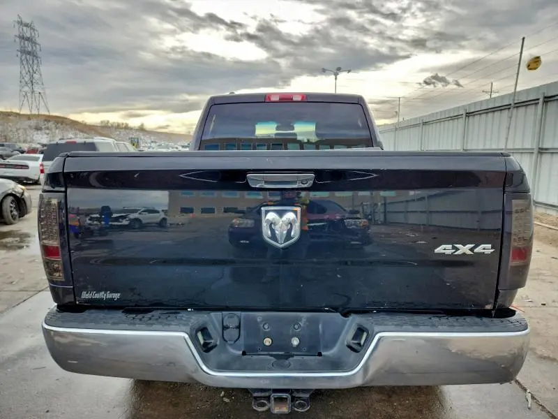 2014 RAM 1500 ST  