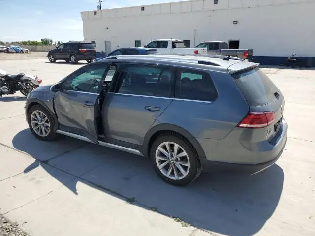 2019 VOLKSWAGEN GOLF ALLTRACK S  