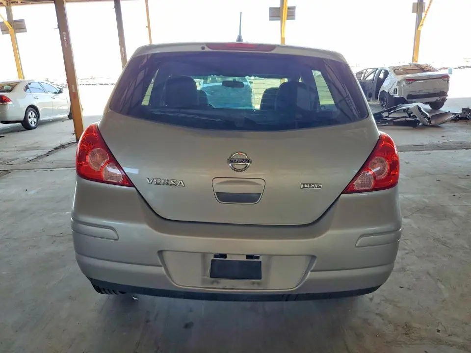 2012 NISSAN VERSA 1.8 S  
