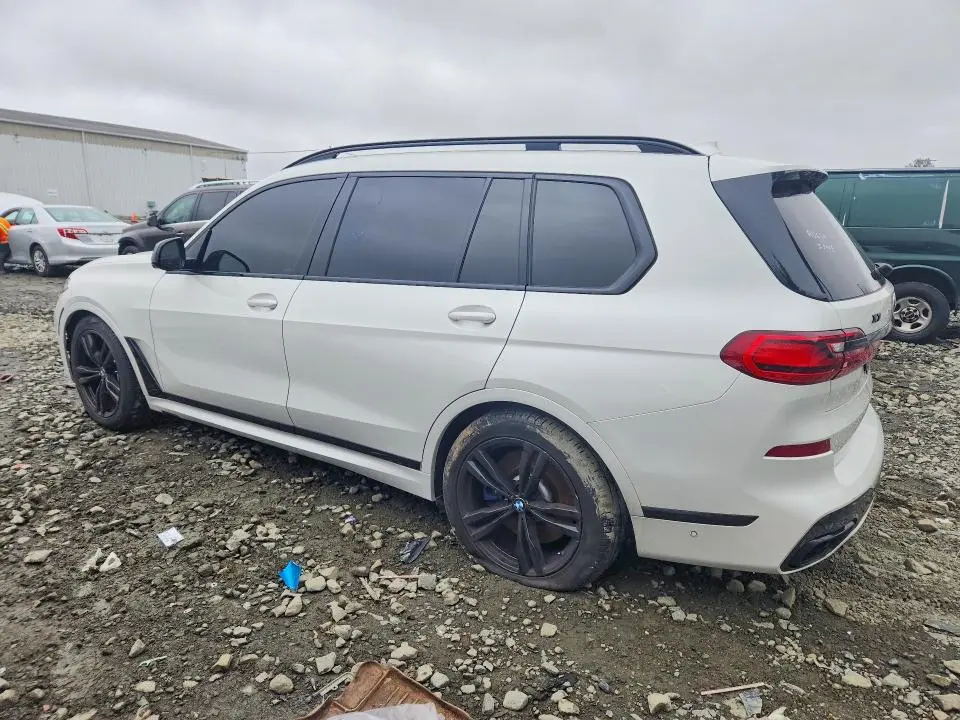2021 BMW X7 M50I  
