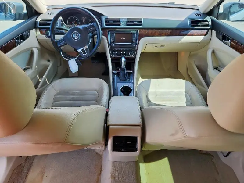 2013 VOLKSWAGEN PASSAT SEL  