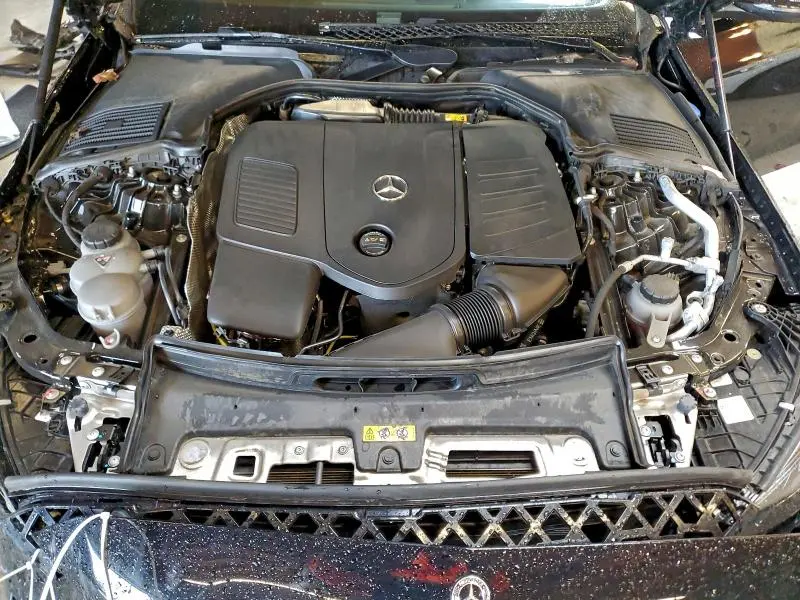 2024 MERCEDES-BENZ C 300  