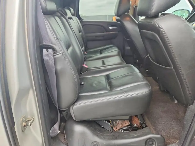 2011 CHEVROLET AVALANCHE LT  