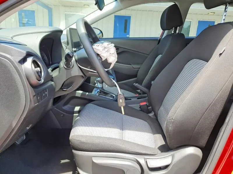 2022 HYUNDAI KONA SE  