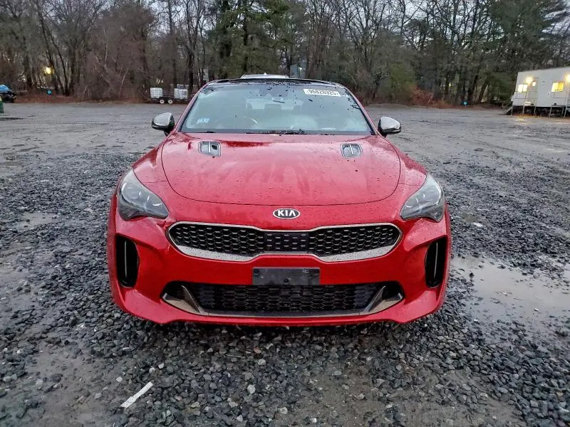 2018 KIA STINGER GT2  