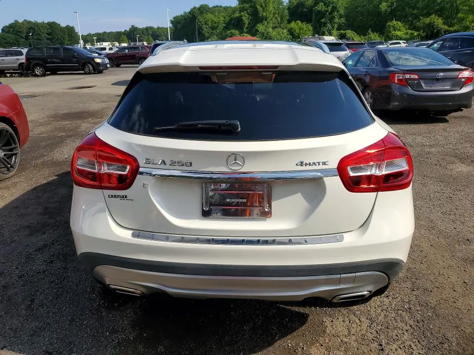 2016 MERCEDES-BENZ GLA 250 4MATIC  