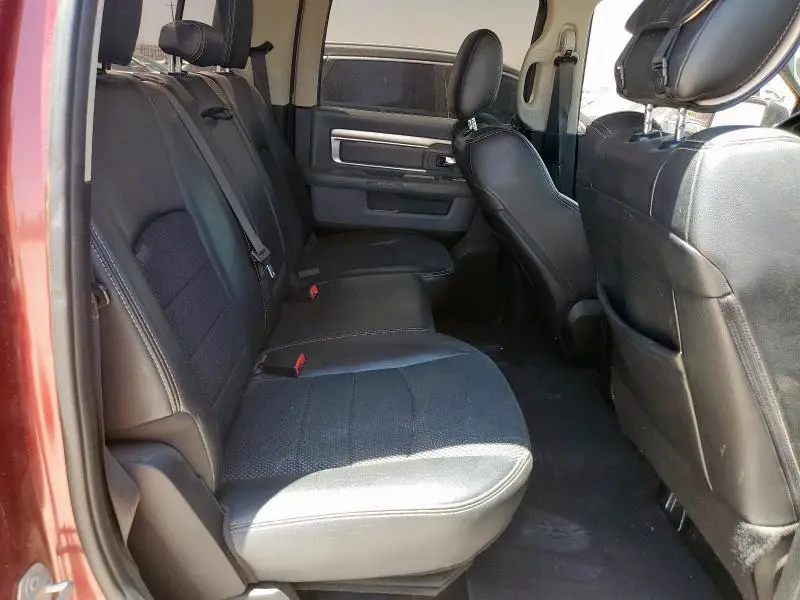 2019 RAM 1500 CLASSIC SLT  