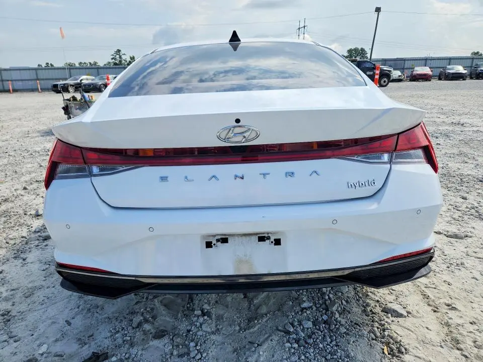 2023 HYUNDAI ELANTRA LIMITED  