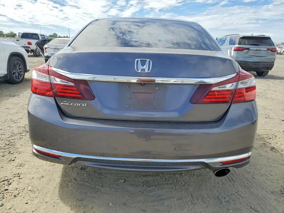 2017 HONDA ACCORD LX  