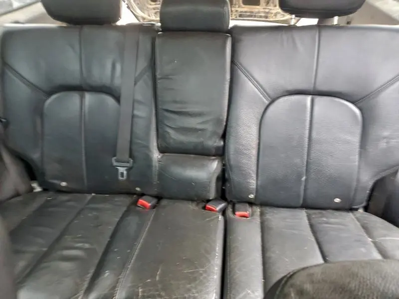 2010 MITSUBISHI ENDEAVOR SE  