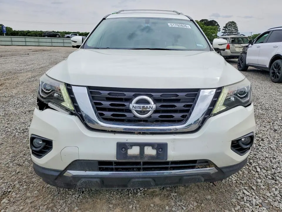 2017 NISSAN PATHFINDER PLATINUM  