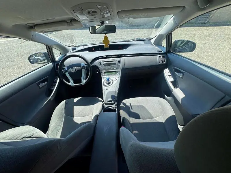 2011 TOYOTA PRIUS TWO  