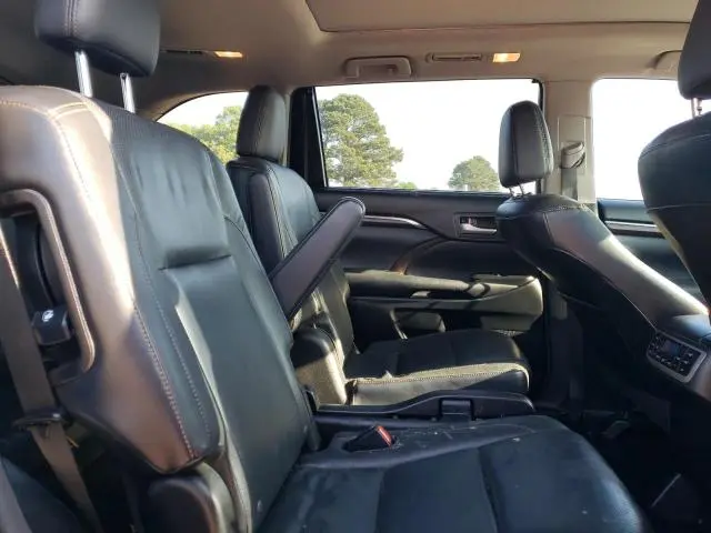 2015 TOYOTA HIGHLANDER LIMITED