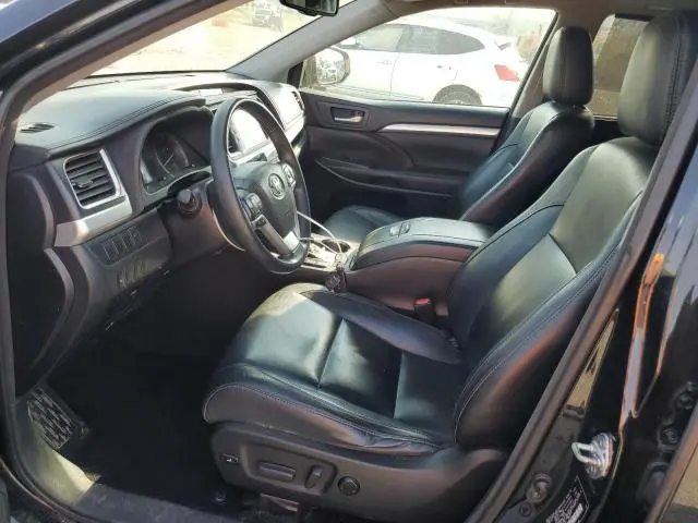 2016 TOYOTA HIGHLANDER XLE  
