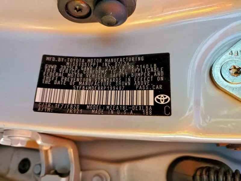2024 TOYOTA COROLLA LE  
