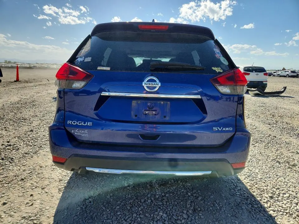 2017 NISSAN ROGUE SV  