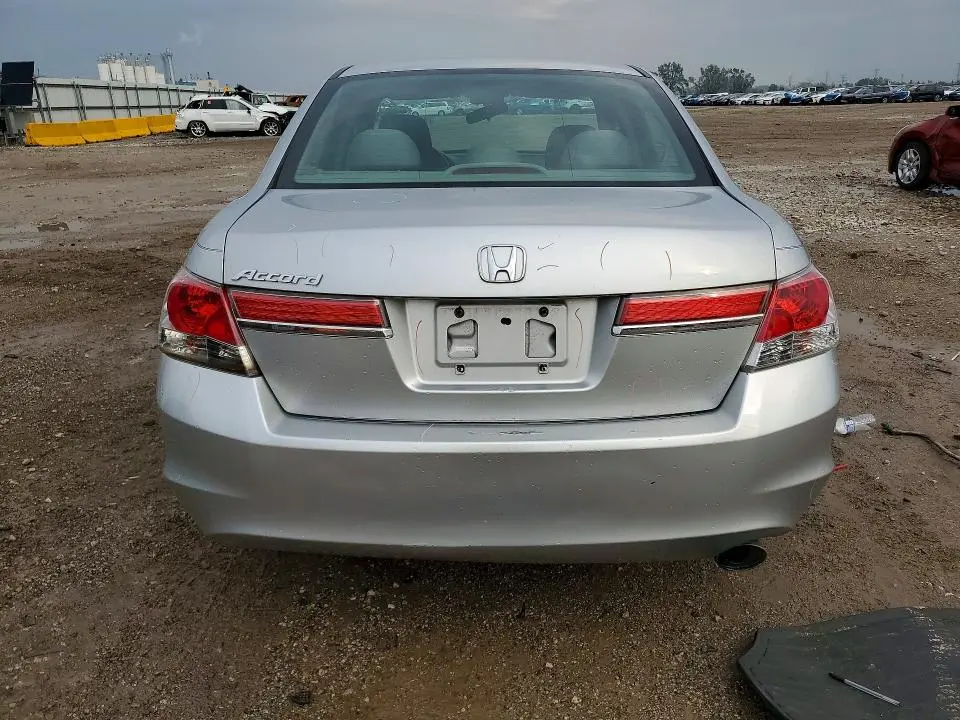 2012 HONDA ACCORD LX  