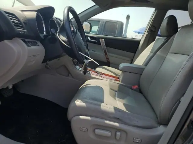2013 TOYOTA HIGHLANDER LIMITED  