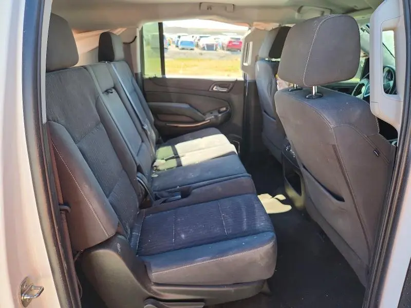 2017 GMC YUKON XL K1500 SLE  