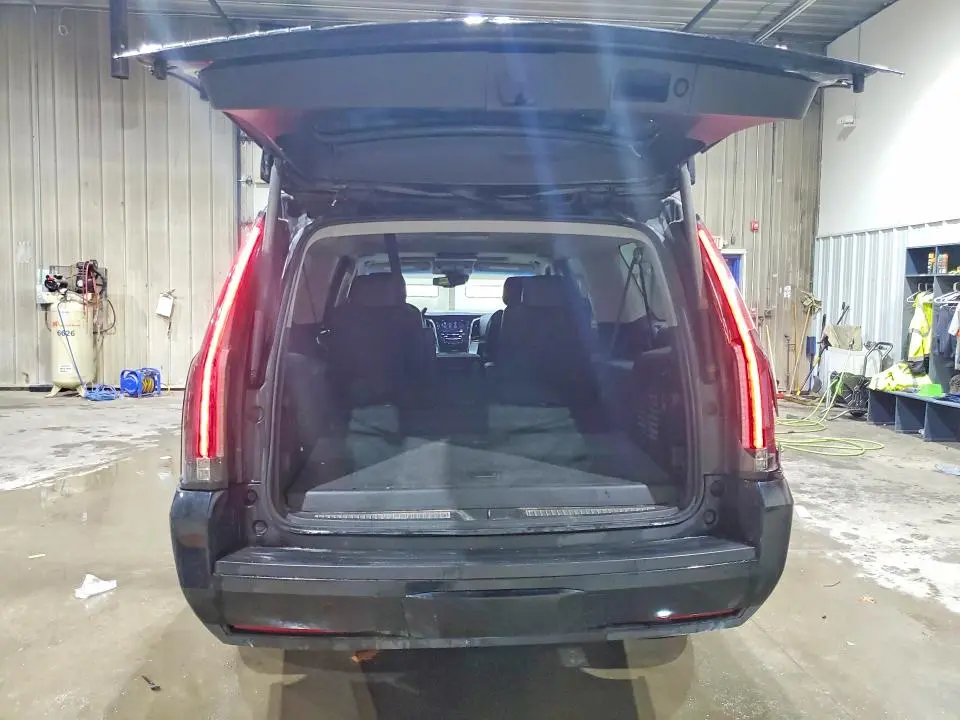 2016 CADILLAC ESCALADE ESV LUXURY  