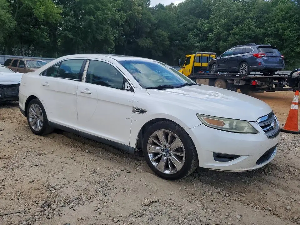 2010 FORD TAURUS LIMITED  