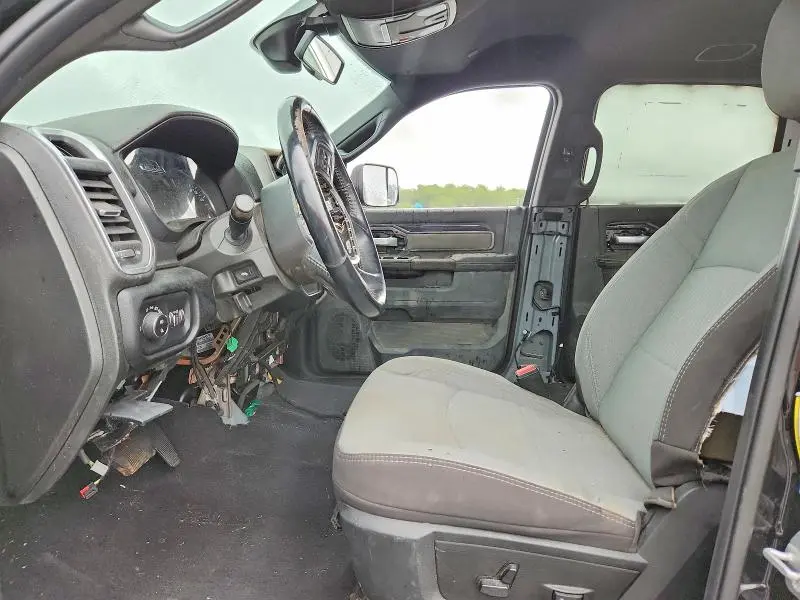 2024 RAM 3500 LARAMIE 4WD 6.7L V8 TDSL