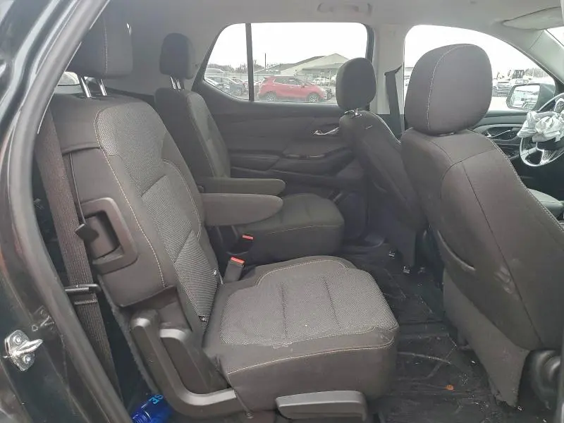 2021 CHEVROLET TRAVERSE LT  