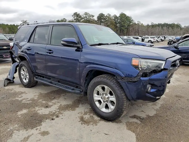 2020 TOYOTA 4RUNNER SR5  