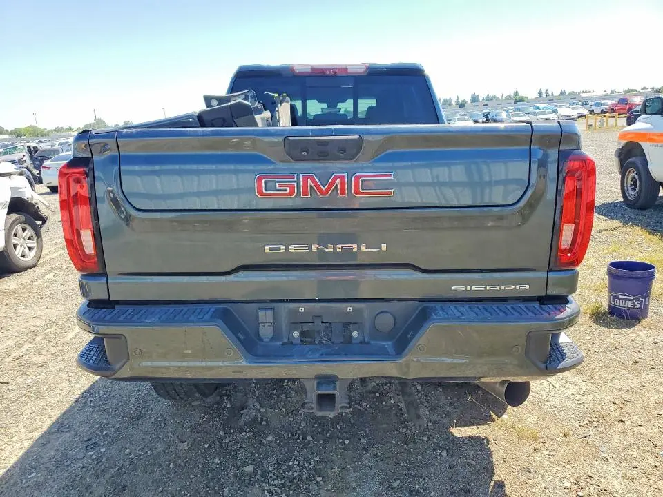 2020 GMC SIERRA K2500 DENALI  