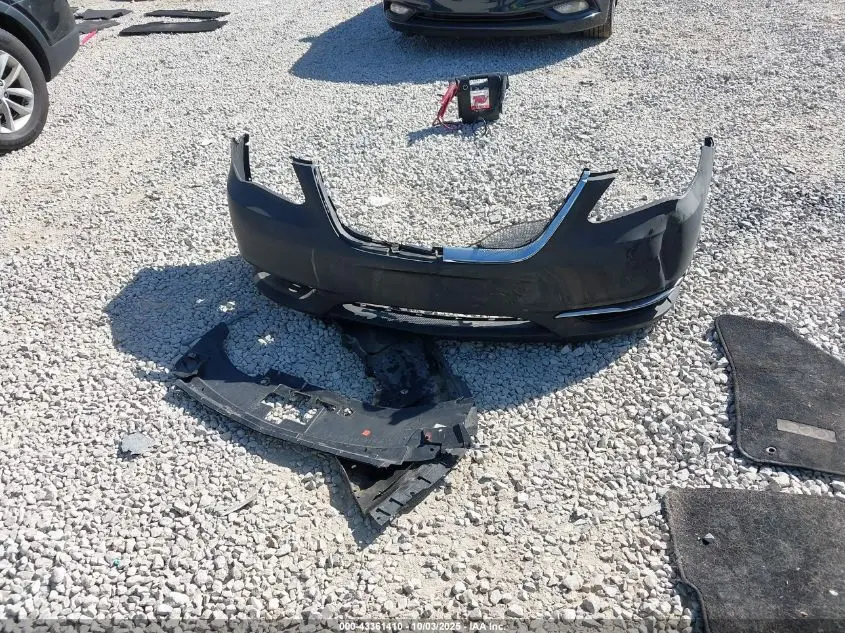 2013 CHRYSLER 200 TOURING