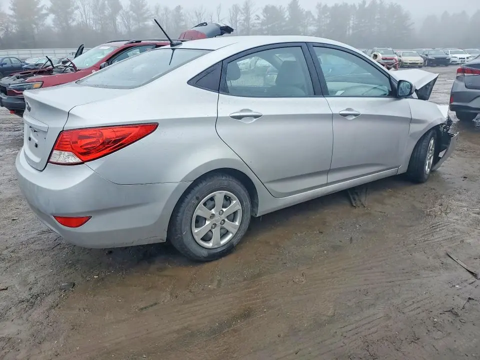 2014 HYUNDAI ACCENT GLS  
