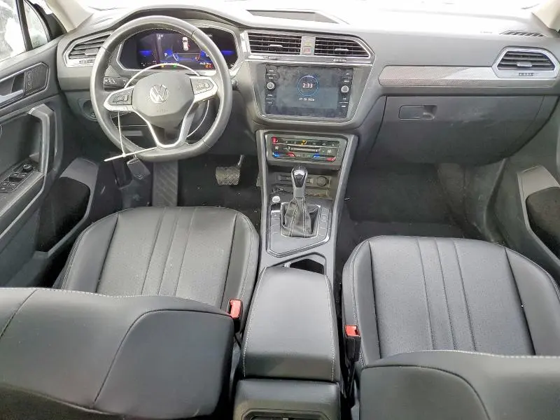 2023 VOLKSWAGEN TIGUAN SE  