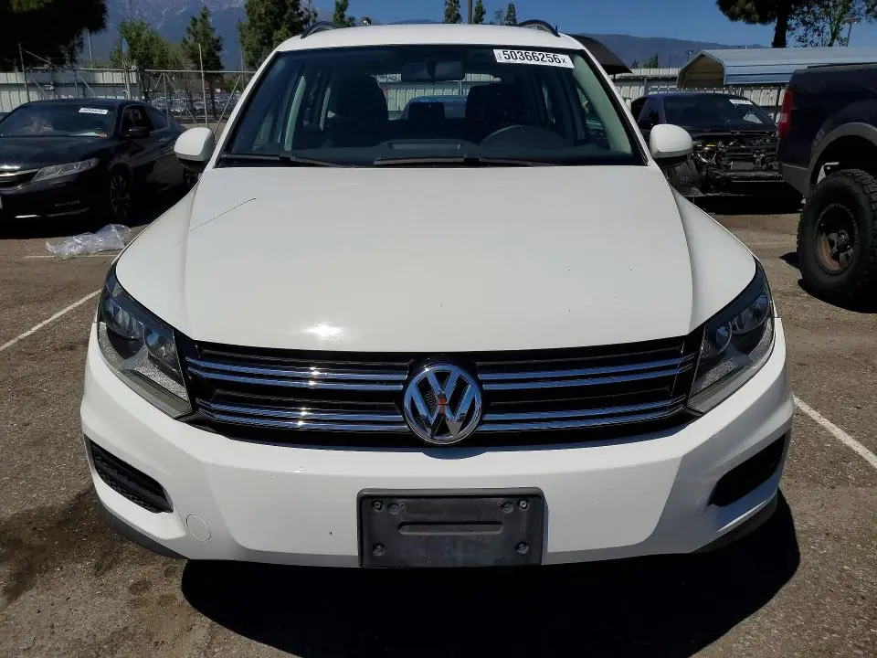 2015 VOLKSWAGEN TIGUAN S  