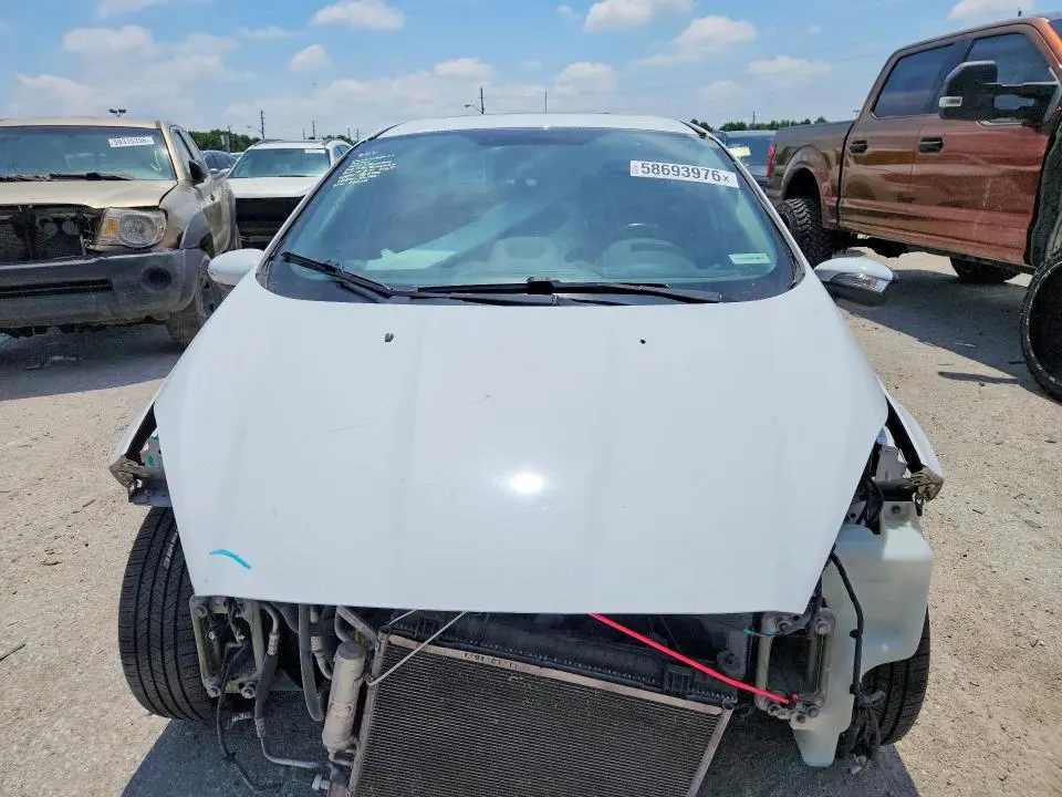 2016 FORD FIESTA SE  