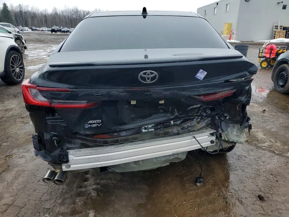 2025 TOYOTA CAMRY LE  