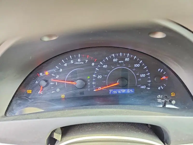 2011 TOYOTA CAMRY LE  
