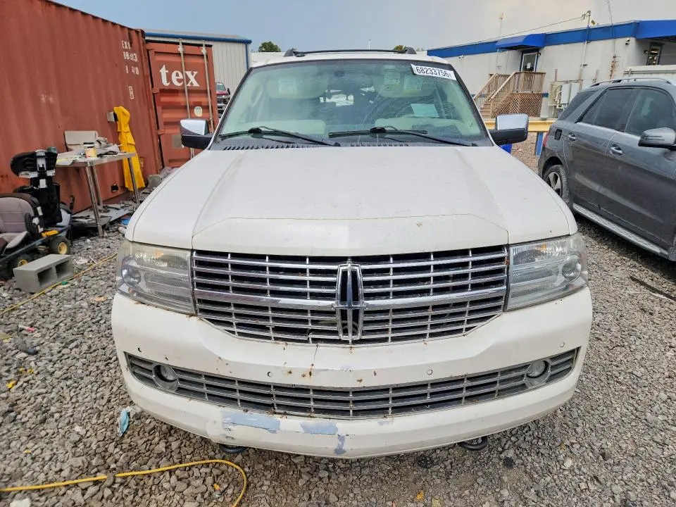 2014 LINCOLN NAVIGATOR   