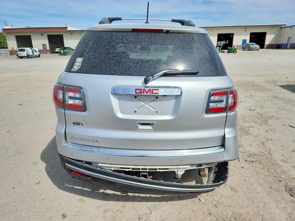 2015 GMC ACADIA SLE  