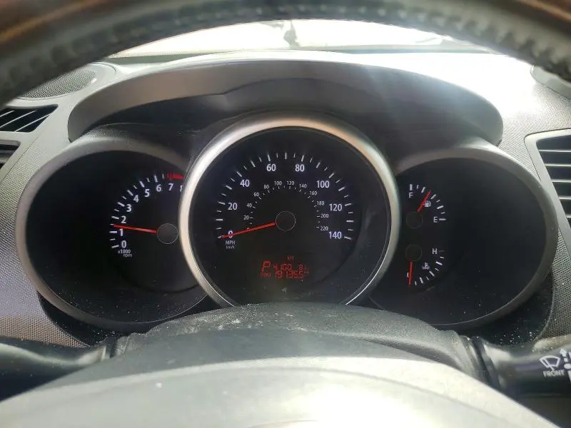 2013 KIA SOUL +  