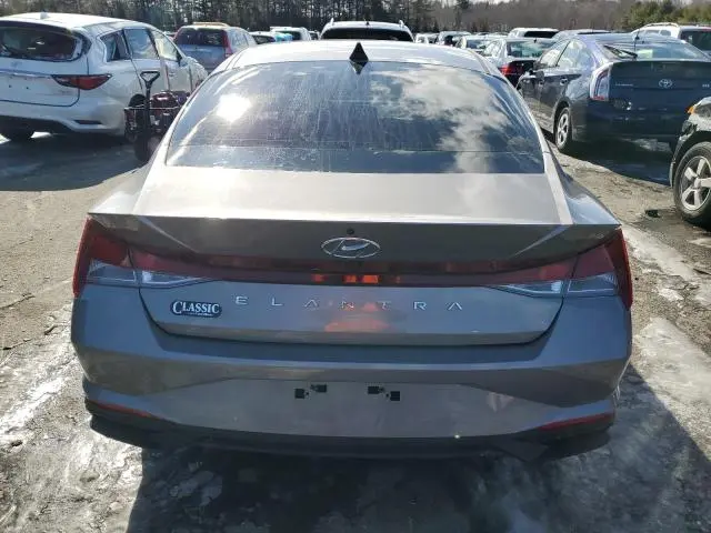 2022 HYUNDAI ELANTRA SEL  