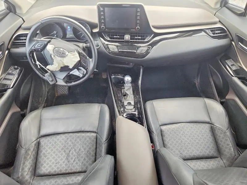 2021 TOYOTA C-HR LIMITED  