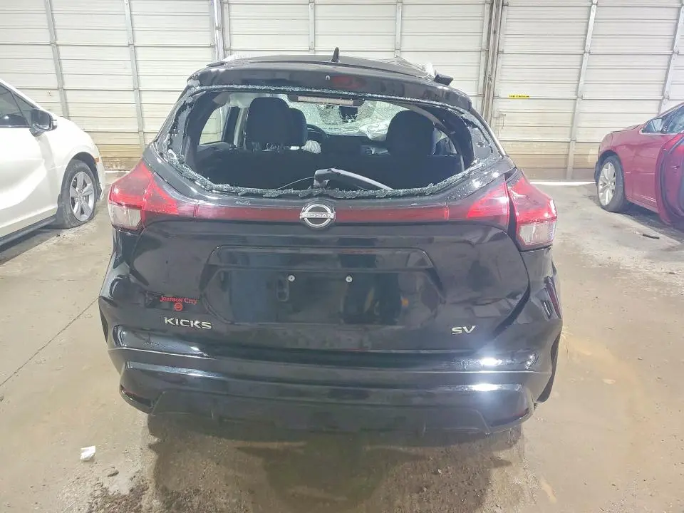 2023 NISSAN KICKS SV  
