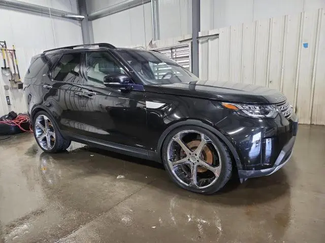 2017 LAND ROVER DISCOVERY HSE LUXURY  