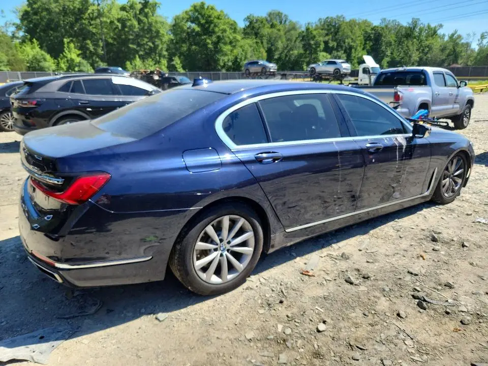 2020 BMW 750 XI  