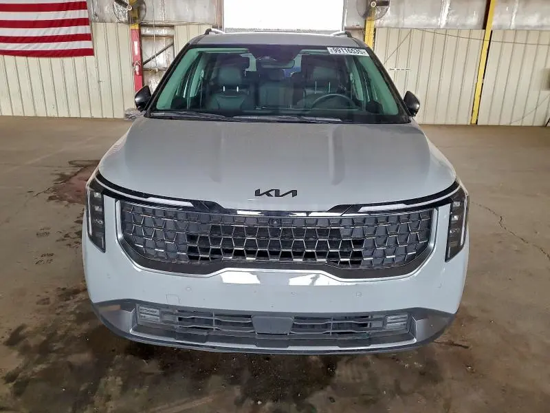 2025 KIA CARNIVAL SX  