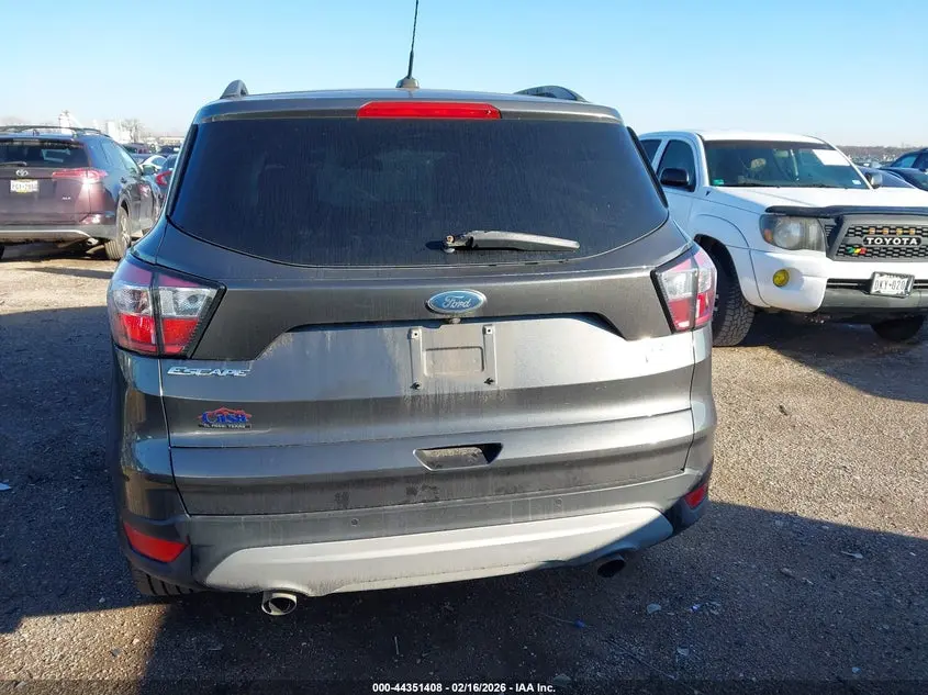 2018 FORD ESCAPE SE