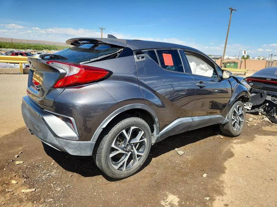 2018 TOYOTA C-HR XLE PREMIUM  