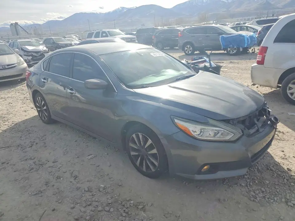 2017 NISSAN ALTIMA 2.5 SV  